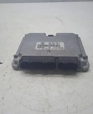 Volkswagen PASSAT B5 Engine control unit/module 038906018P