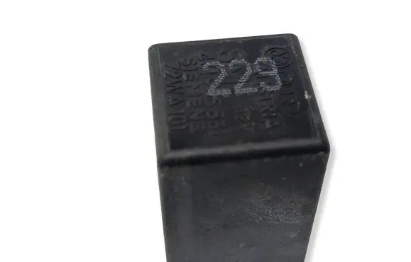 Audi A4 S4 B5 8D Other relay 431955531