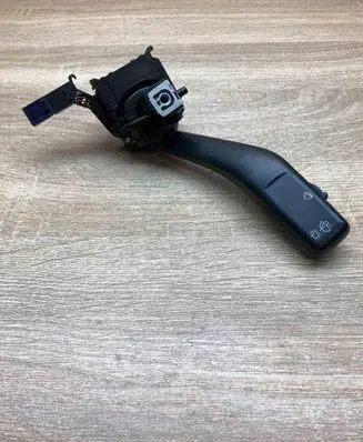 Volkswagen PASSAT B7 Wiper control stalk 1K0953519