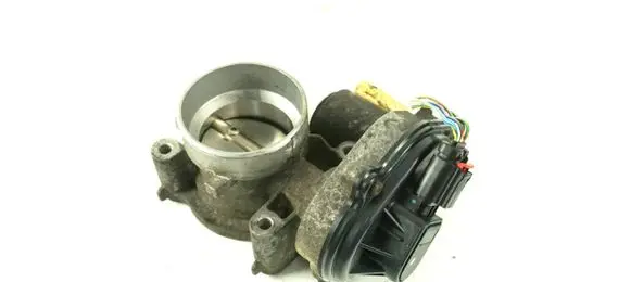 Ford Focus C-MAX Throttle body valve 4M5GED VP4F9U9E928AB