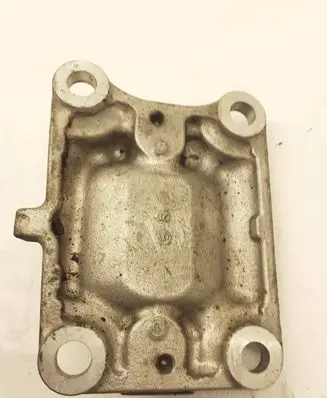 Honda FR-V Engine mounting bracket 90SEF
