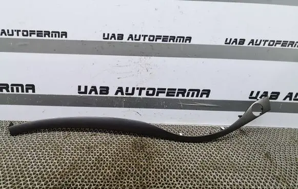 Hyundai i40 Dashboard glove box trim U09F933810