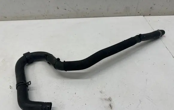 Mercedes-Benz CLA C117 X117 W117 Engine coolant pipe/hose