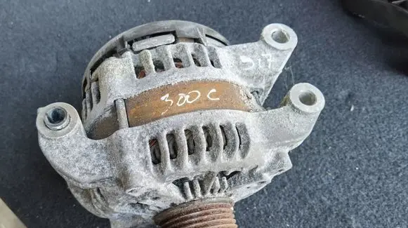 Chrysler 300 - 300C Generator/alternator P04801833AB