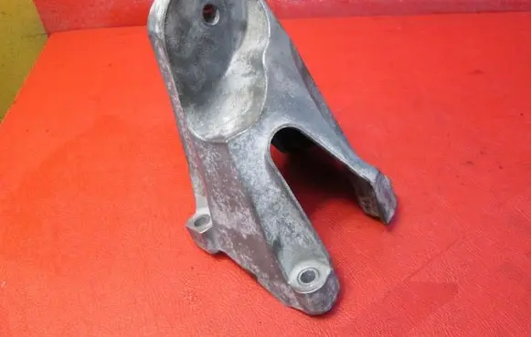 Ford Transit Engine mounting bracket 6C116037AA