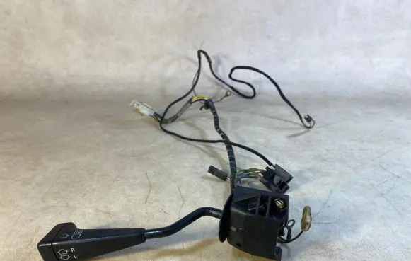 BMW 7 E23 Other switches/knobs/shifts 61311372100