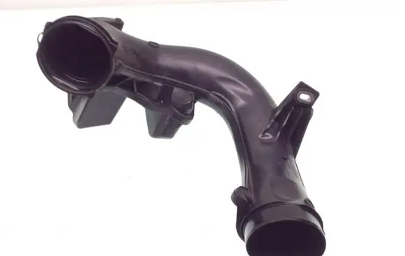 Volvo XC90 Turbo air intake inlet pipe/hose 31370120
