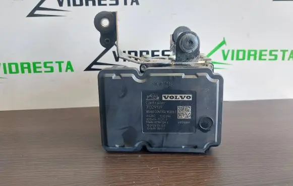 Volvo XC70 ABS Pump 31329139