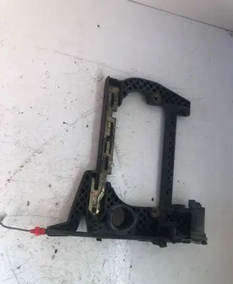 BMW 5 E39 Front door exterior handle/bracket PA66PA6176T E39R