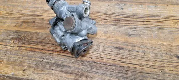 BMW 3 E90 E91 Power steering pump 404109301 7735242102