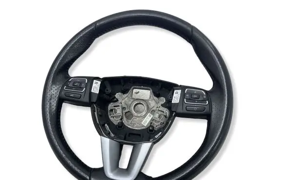 Seat Altea XL Steering wheel 1P0959537H 5P0419091AR 1P0959538C