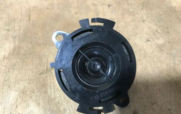 Peugeot 508 Front door high frequency speaker 9633355780 HARMAN