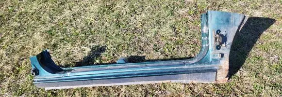 Nissan Terrano Sill