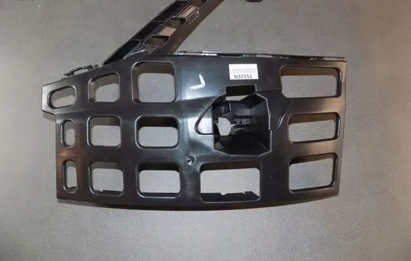 Skoda Octavia Mk3 (5E) Front bumper mounting bracket 5E0807055E