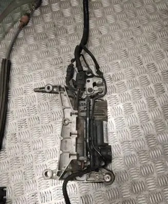 Audi Q7 4L Air suspension compressor/pump 