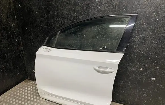 Skoda Enyaq iV Front door 