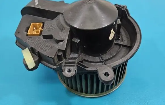 Audi A4 S4 B5 8D Heater fan/blower 8D1820021 IMPRK1562544