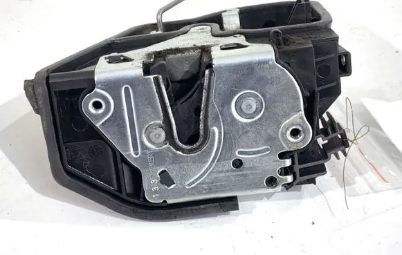 BMW X1 E84 Rear door lock 