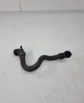 Coolant pipe/hose