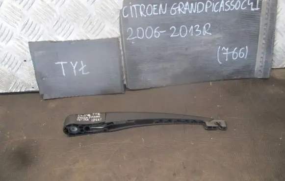 Citroen C4 I Rear wiper blade arm 