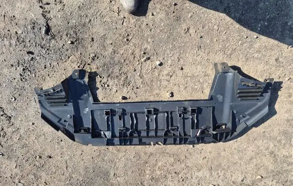 Peugeot Expert Front bumper skid plate/under tray 9808501880 1594337X
