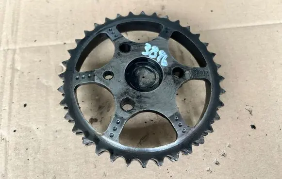 Mercedes-Benz E W211 Camshaft pulley/ VANOS A61105