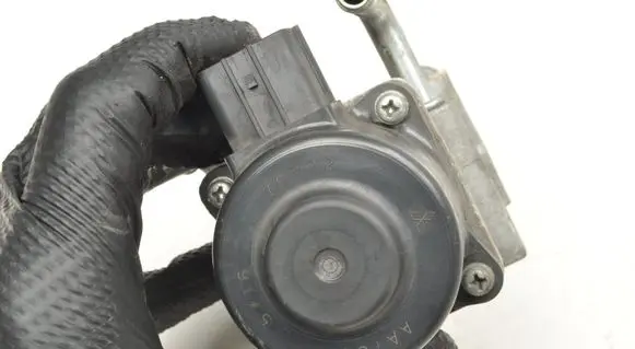 Subaru Levorg EGR valve 79772AA780