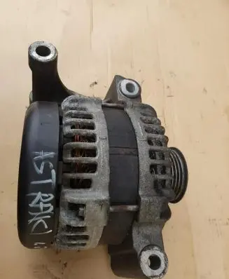 Opel Astra K Generator/alternator 39078192
