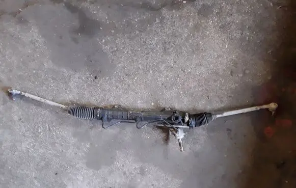 Peugeot 206 Steering rack 6820000085