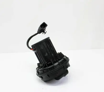 Volkswagen Phaeton Secondary air pump 3D0131083C 07C959253A