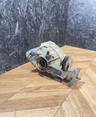 Mercedes-Benz C W205 Rear differential 2053503711 0670629006 A2053510005