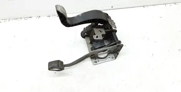 Ford Fiesta Pedal assembly 