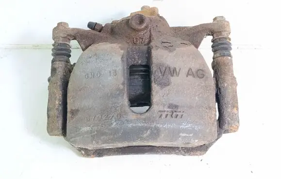 Volkswagen Golf VII Front brake caliper 6792G