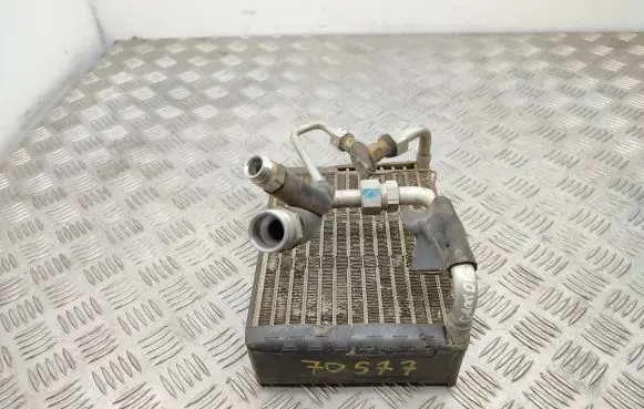 Mitsubishi Grandis A/C cooling radiator (condenser)