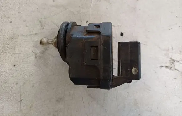 Audi A6 S6 C5 4B Headlight level adjustment motor 3B0941295B