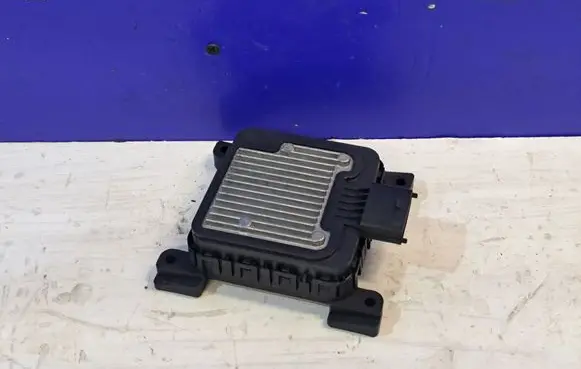 Volvo S60 Fuel injection pump control unit/module 30769225 0580001007