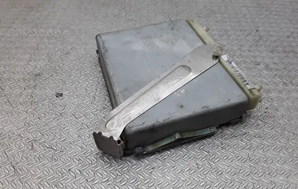 Volvo S70 V70 V70 XC Gearbox control unit/module P09181888