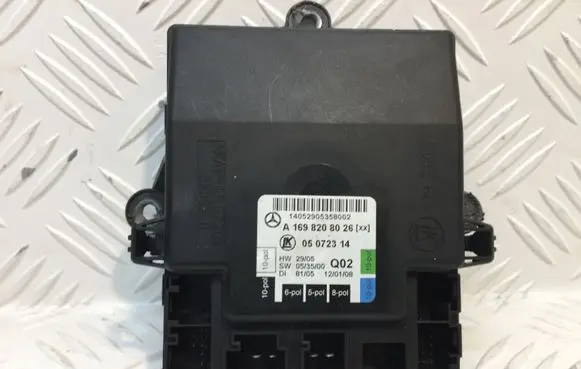 Mercedes-Benz A W169 Door control unit/module A1698208026