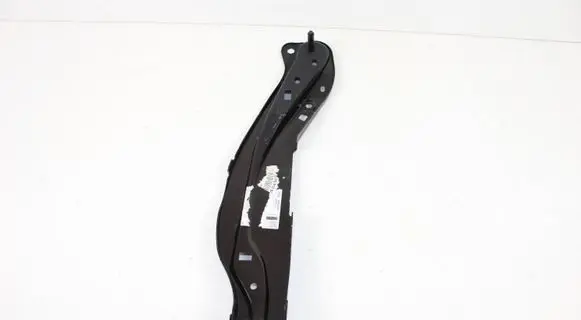 Radiator mount bracket