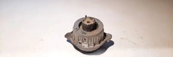 Mercedes-Benz C W205 Engine mount bracket A2052406717