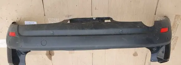 Rear bumper corner part panel trim