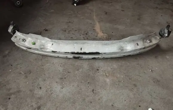 Audi A4 S4 B6 8E 8H Front bumper cross member