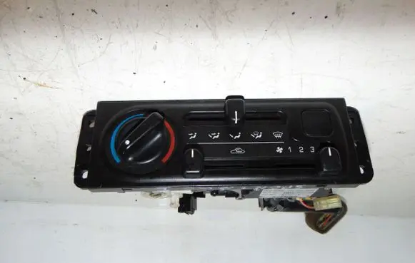 KIA Sportage Climate control unit