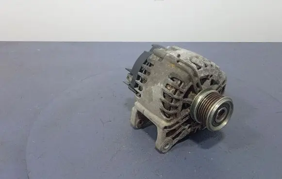 Mercedes-Benz Citan W415 Generator/alternator 2612716A