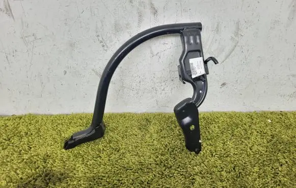 Volkswagen PASSAT B8 Tailgate/trunk/boot hinge 3g5827301a