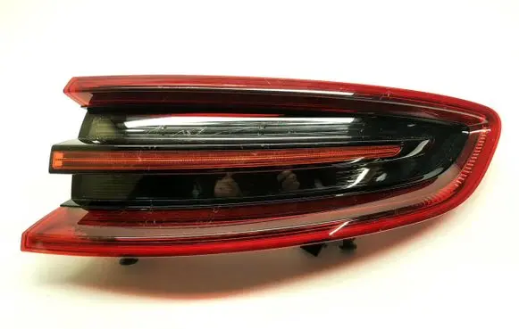 Porsche Macan (95B) Rear/tail lights 95B945096R