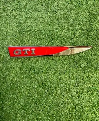Volkswagen Polo VI Fender model badge letters 