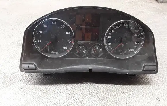 Volkswagen Golf V Speedometer (instrument cluster) 1K0920860E