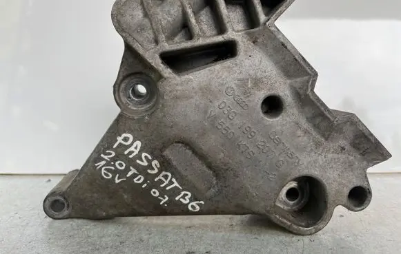 Volkswagen PASSAT B6 Engine mounting bracket 03G199207G V550KTS112