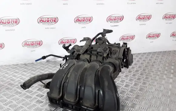 BMW 1 E81 E87 Intake manifold 12527556613 22845910